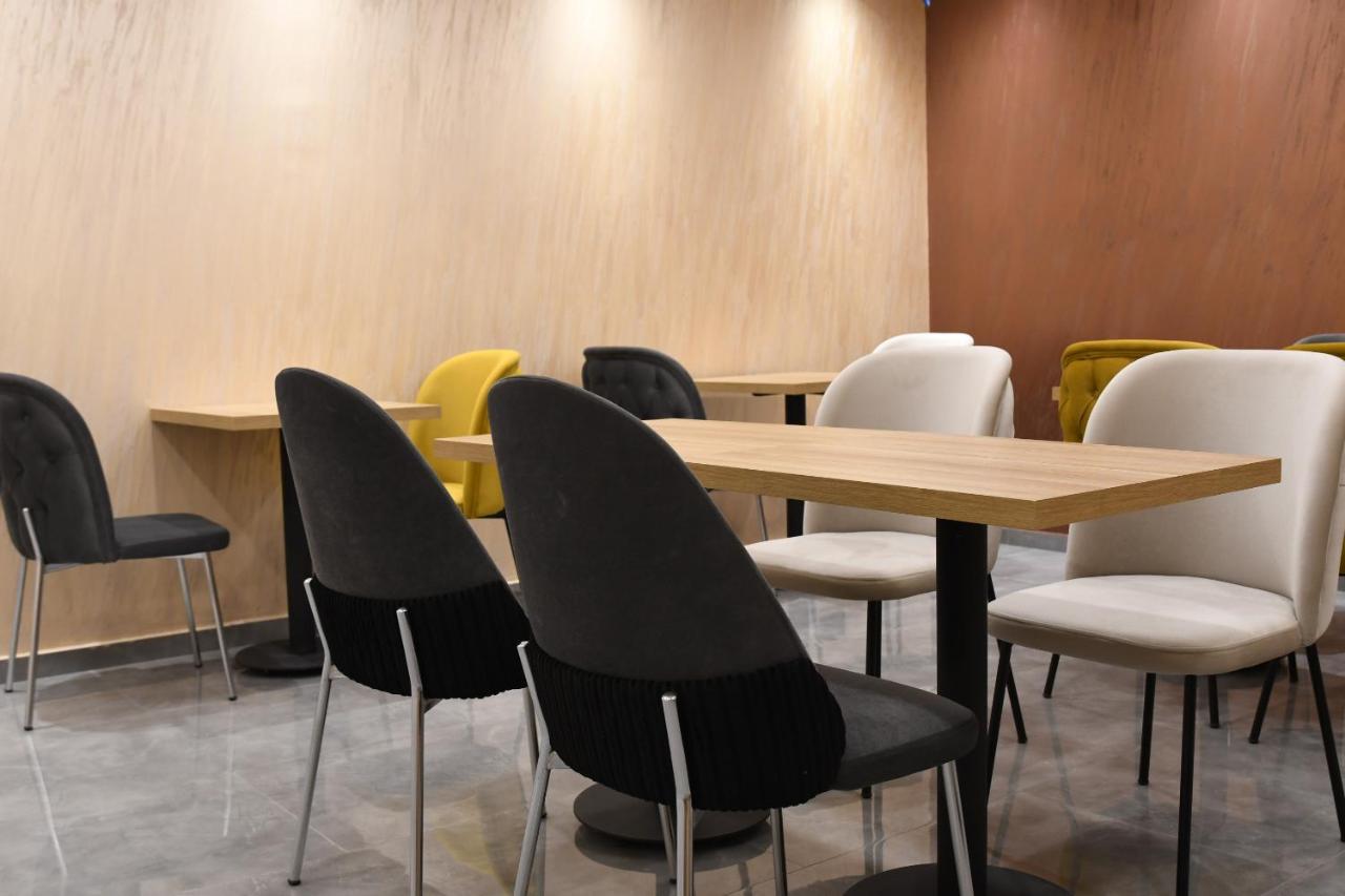 Kame Hotel Belgrade,贝尔格莱德凯美酒店 Ledine Extérieur photo